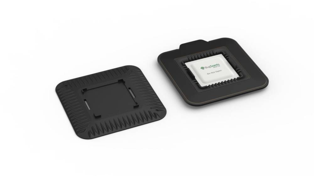 feromonove-navnady-do-pasti-na-stenice-bugscents-sentry-4-ks-11